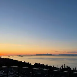 Homestay Auspicious Sea View House Nanaimo
