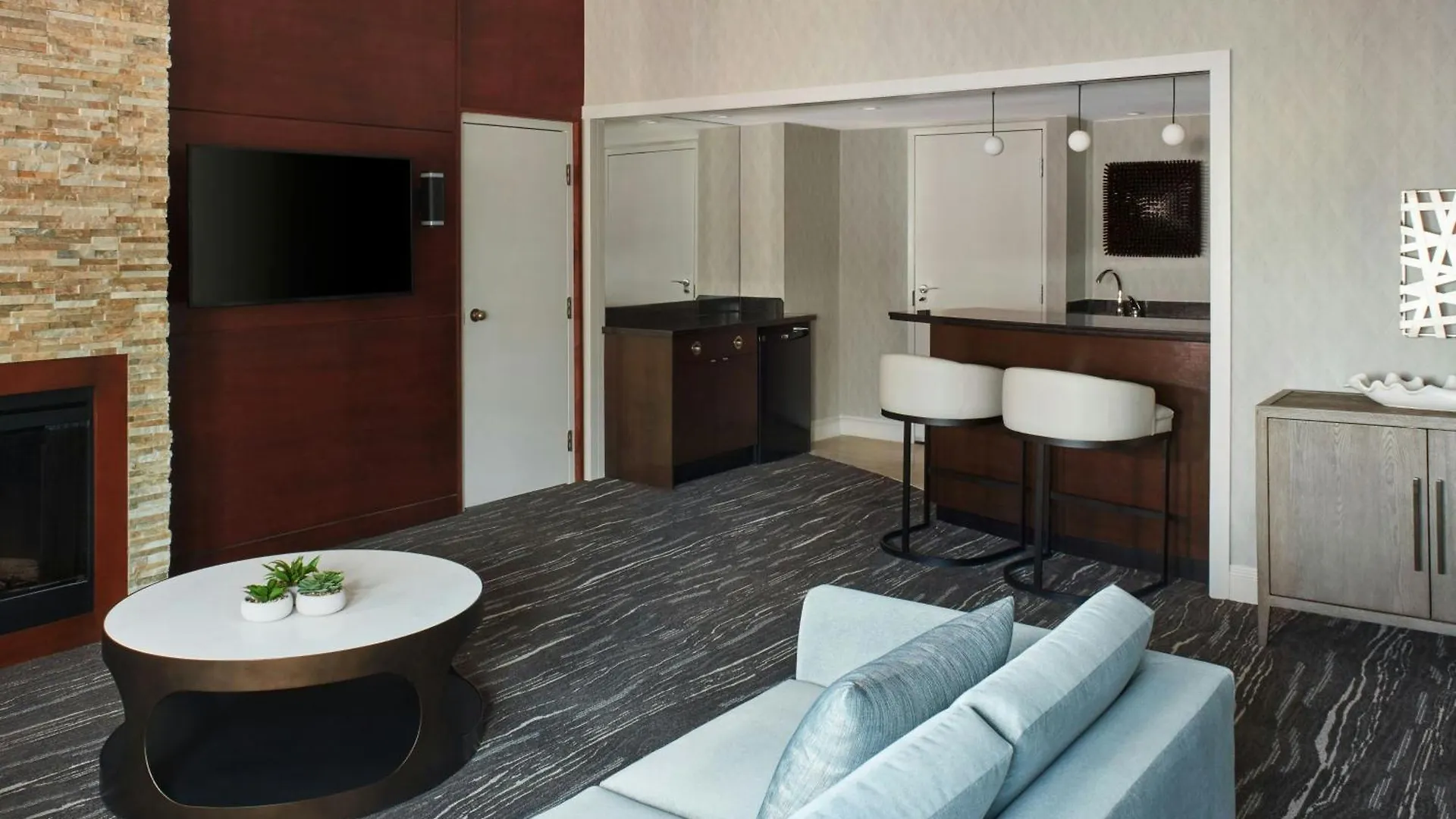 Halifax Marriott Harbourfront Hotel 4*,