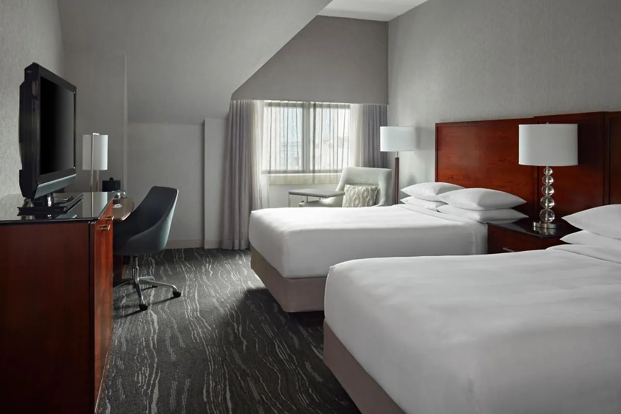 Halifax Marriott Harbourfront Hotel 4*,
