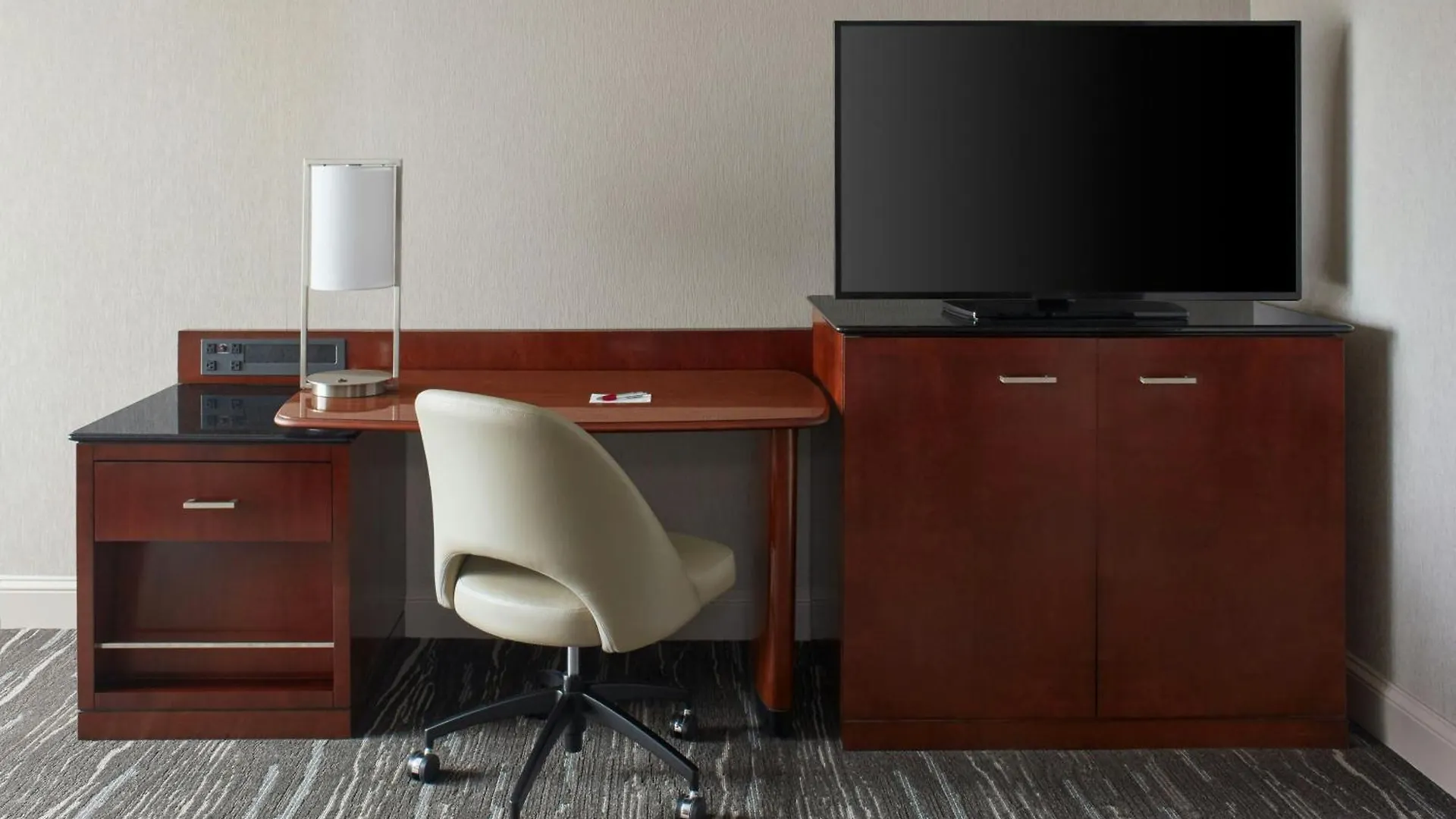Halifax Marriott Harbourfront Hotel