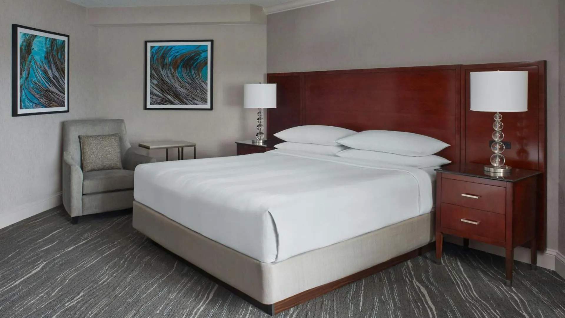 Halifax Marriott Harbourfront Hotel