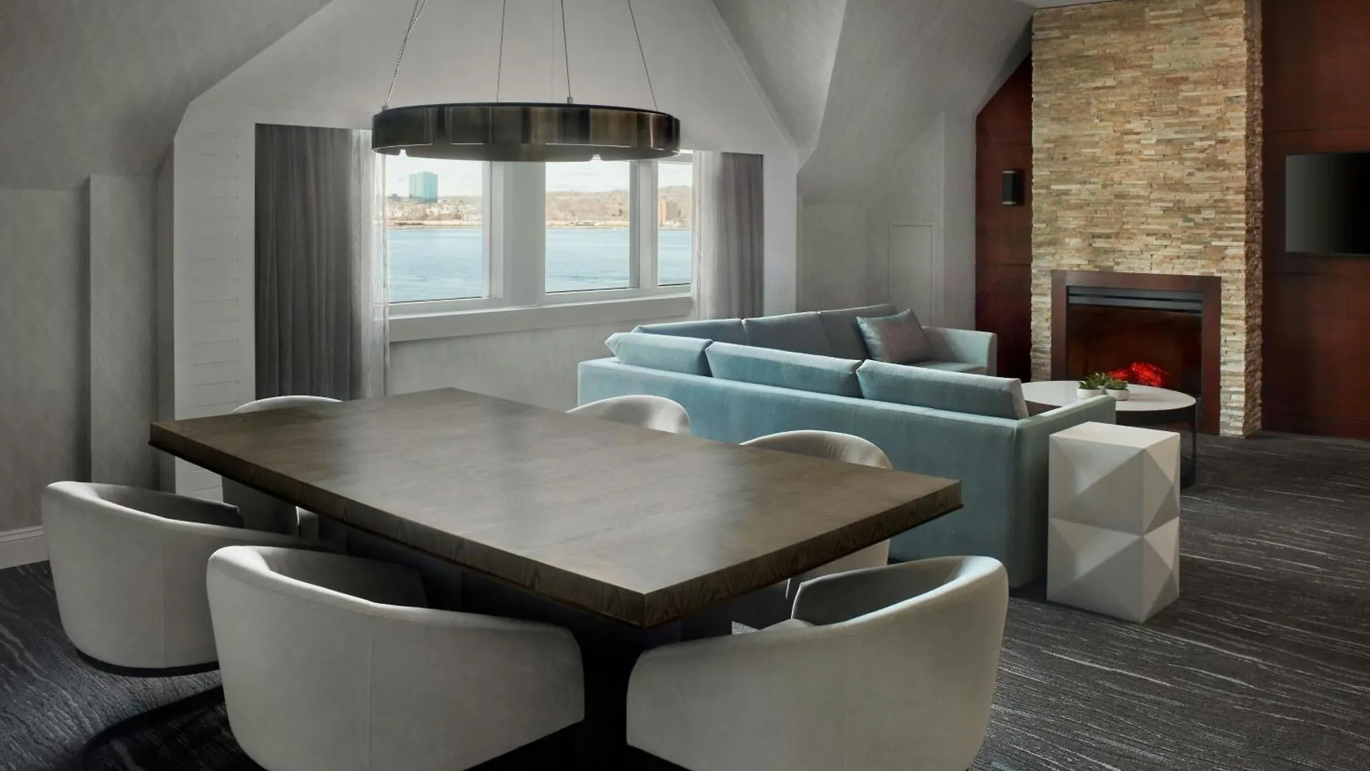 Halifax Marriott Harbourfront Hotel