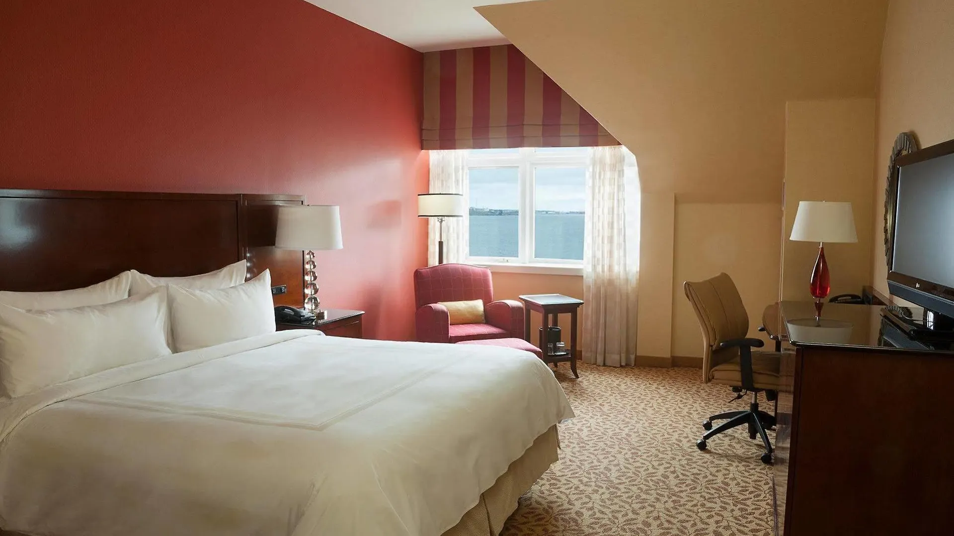 Halifax Marriott Harbourfront Hotel